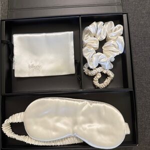 Blissy Set - White - Standard